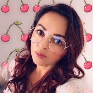 Meet your Posher, Carmen